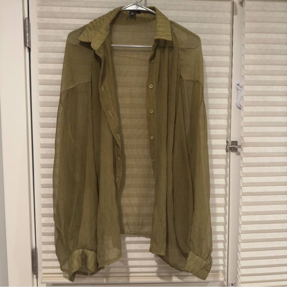 NASTY GAL GREEN MESH SHIRT AND PANTS SET IN WOMENS SIZE US 4